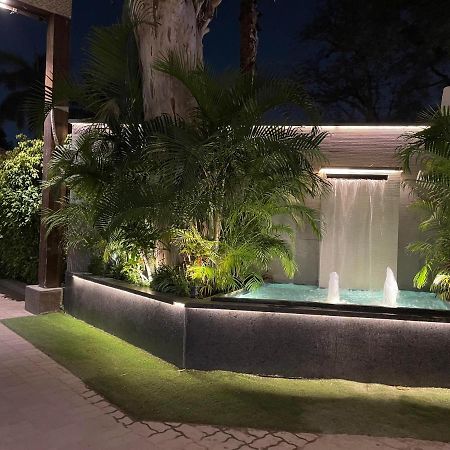 Kingston Resort Kanpur Dış mekan fotoğraf