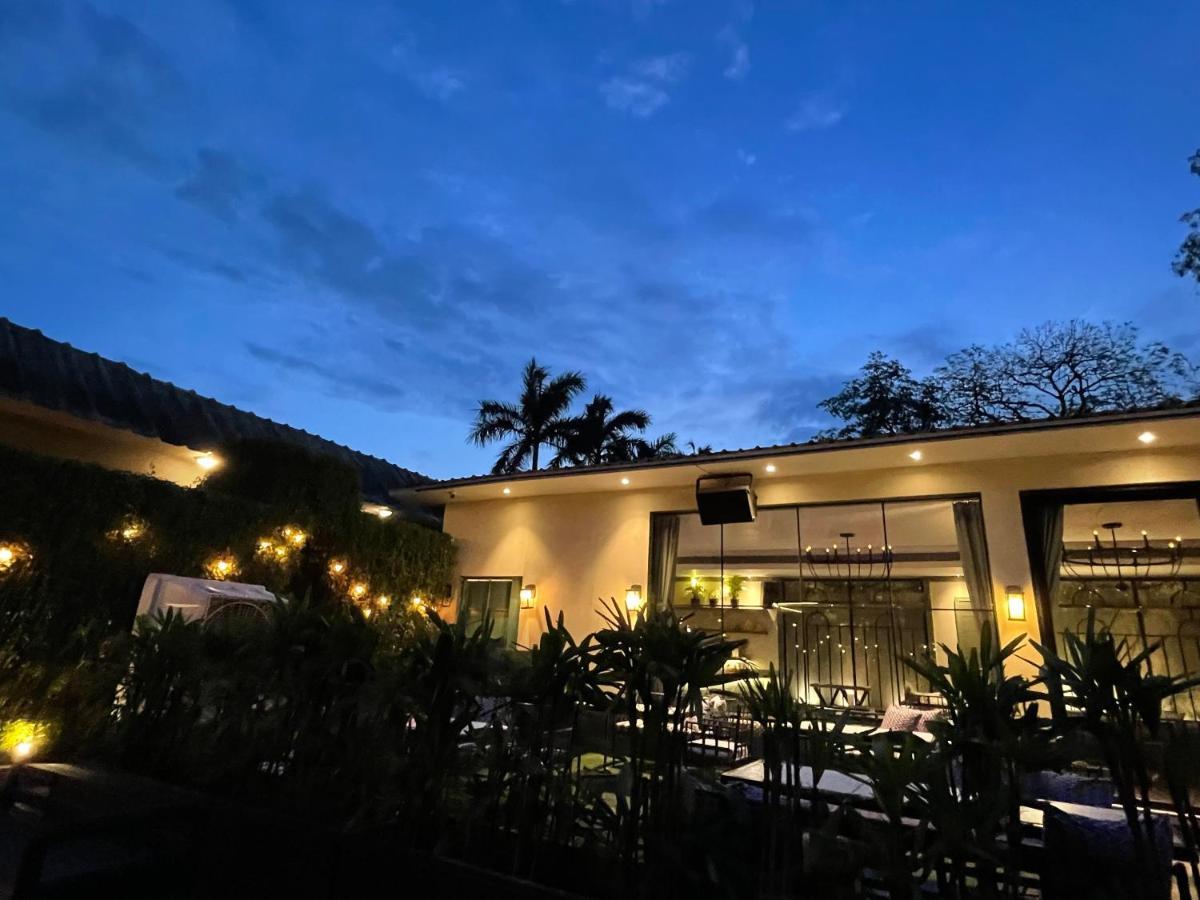 Kingston Resort Kanpur Dış mekan fotoğraf